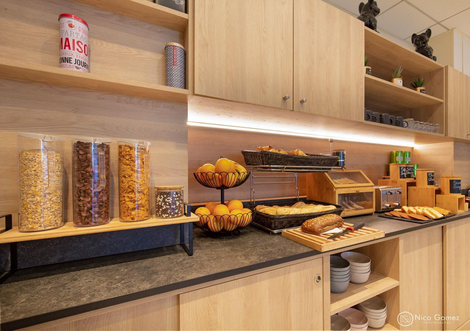 Ibis Styles Cannes Le Cannet Exterior photo