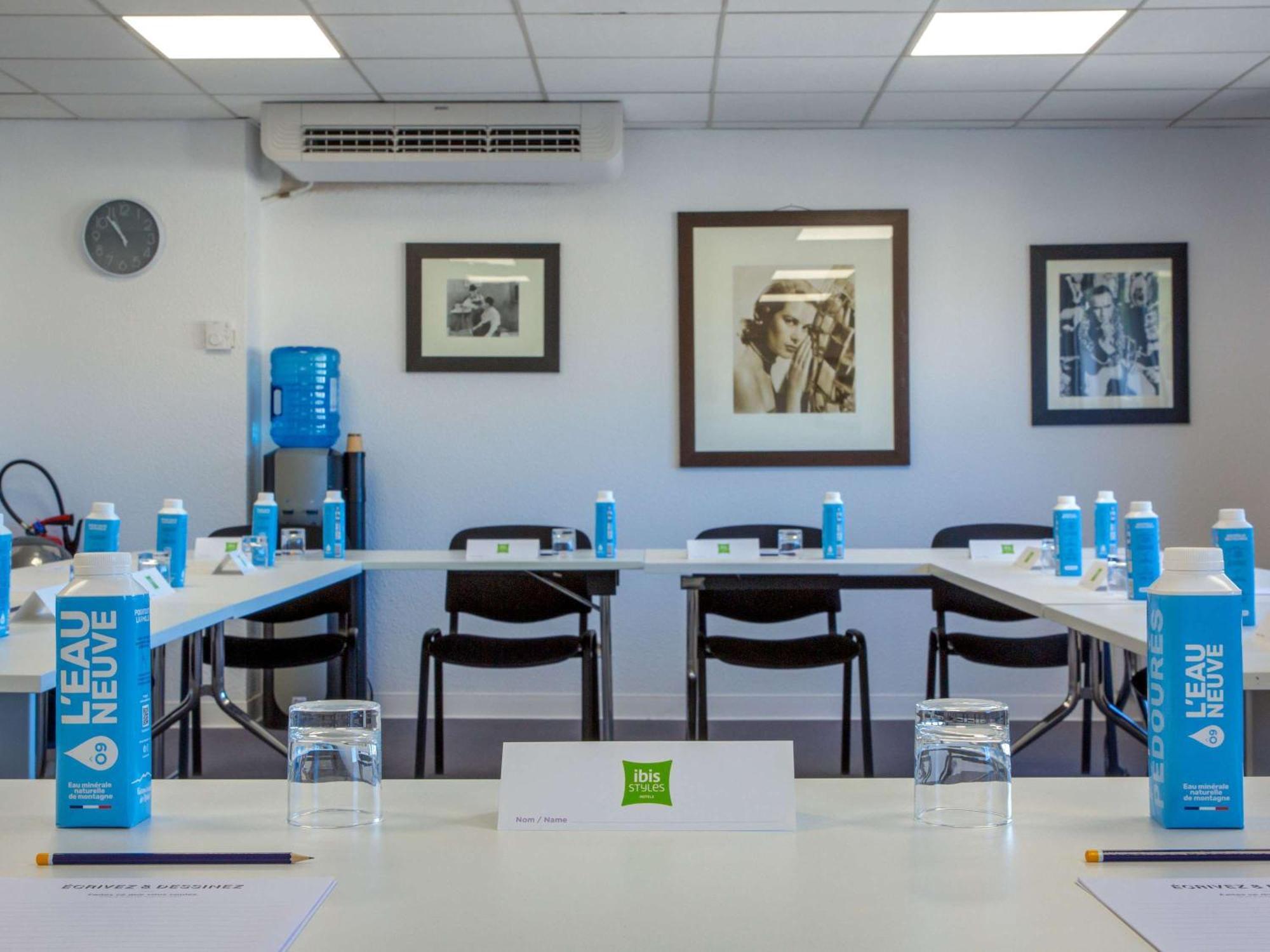Ibis Styles Cannes Le Cannet Exterior photo