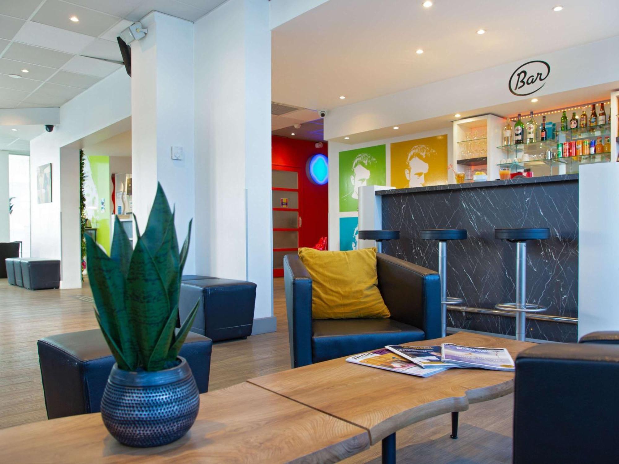 Ibis Styles Cannes Le Cannet Exterior photo
