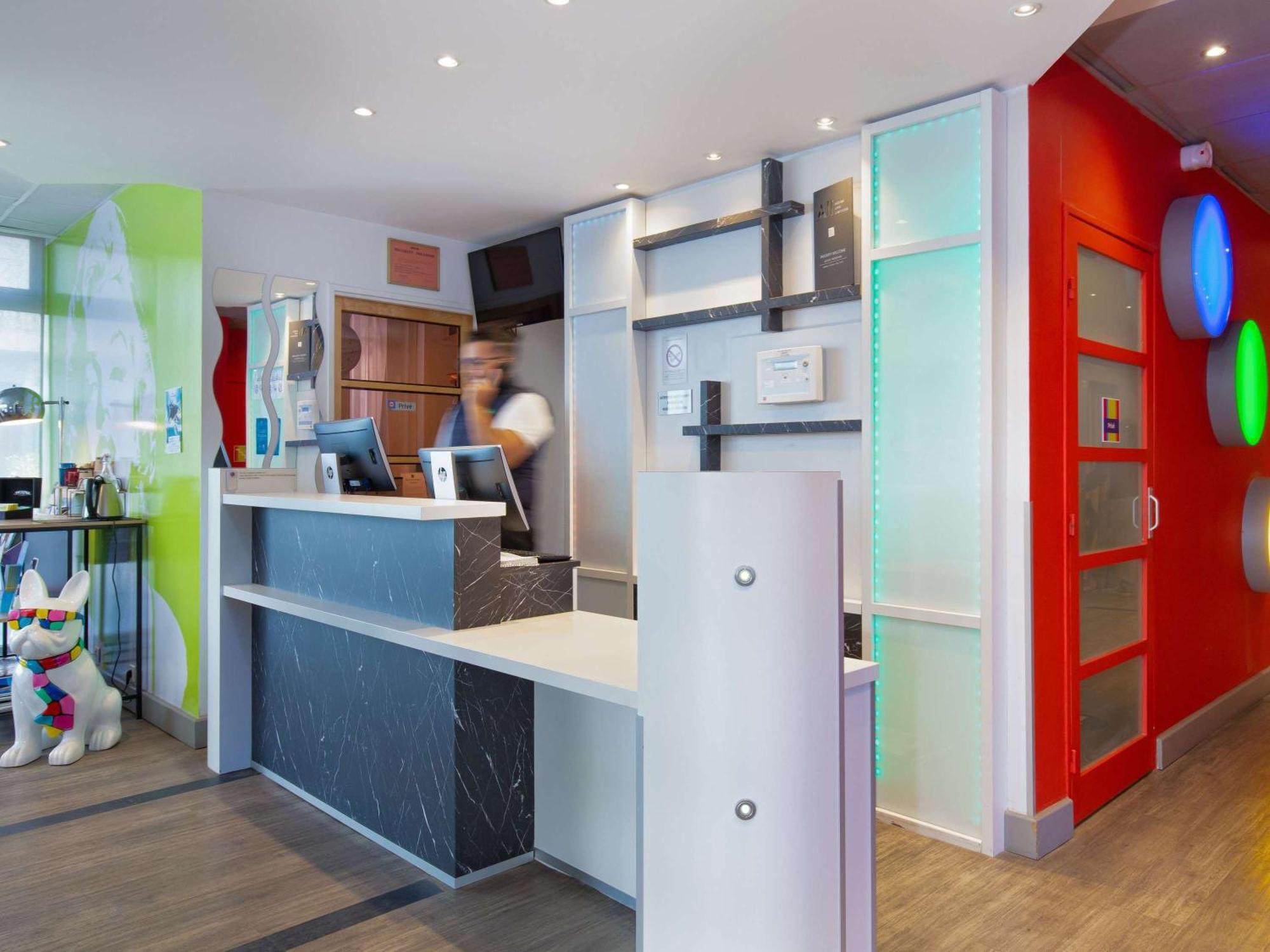 Ibis Styles Cannes Le Cannet Exterior photo
