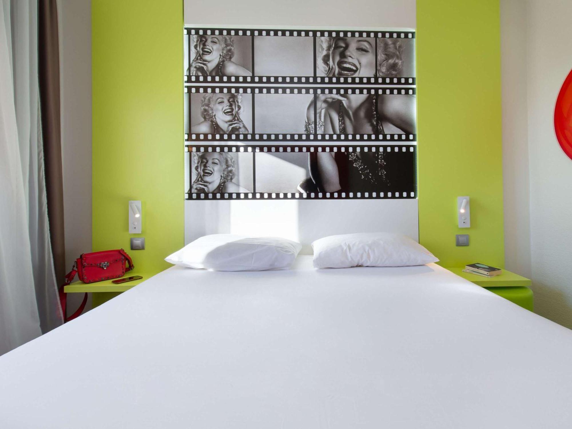 Ibis Styles Cannes Le Cannet Exterior photo