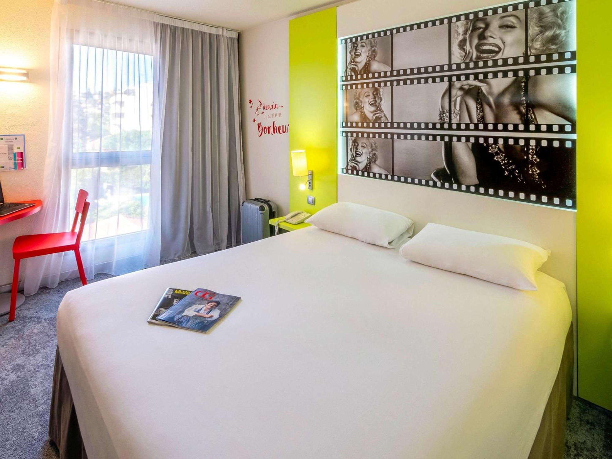 Ibis Styles Cannes Le Cannet Exterior photo
